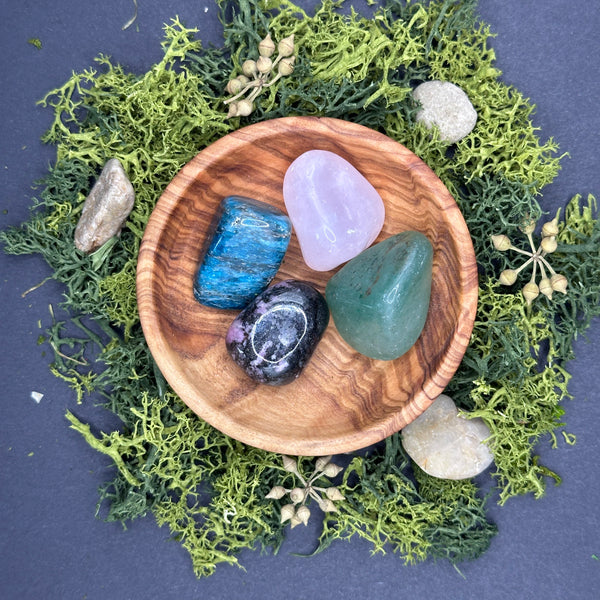 Crystals for a Healthy Relationship